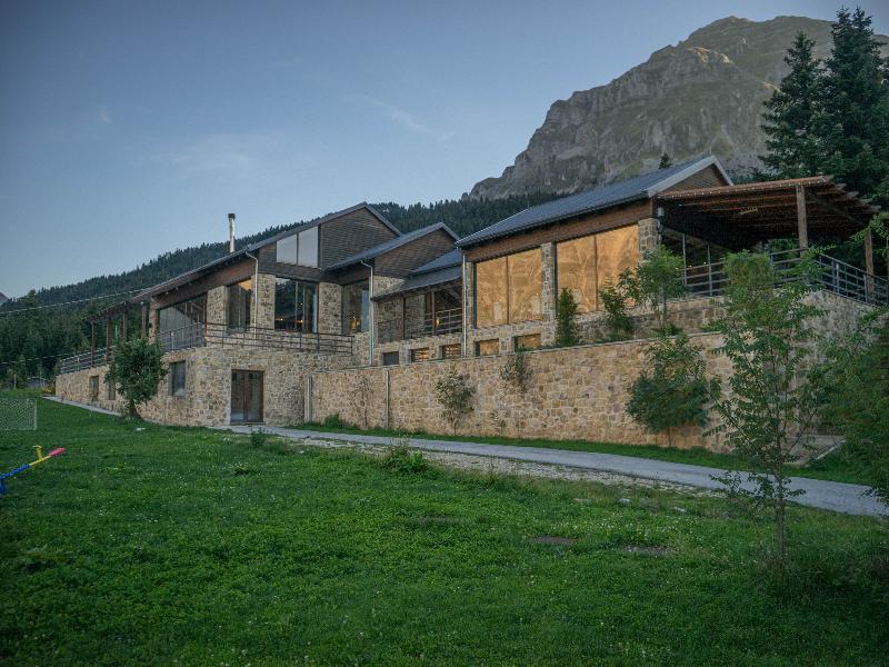 Orizontes Tzoumerkon Hotel Resort Pramanta Exterior photo