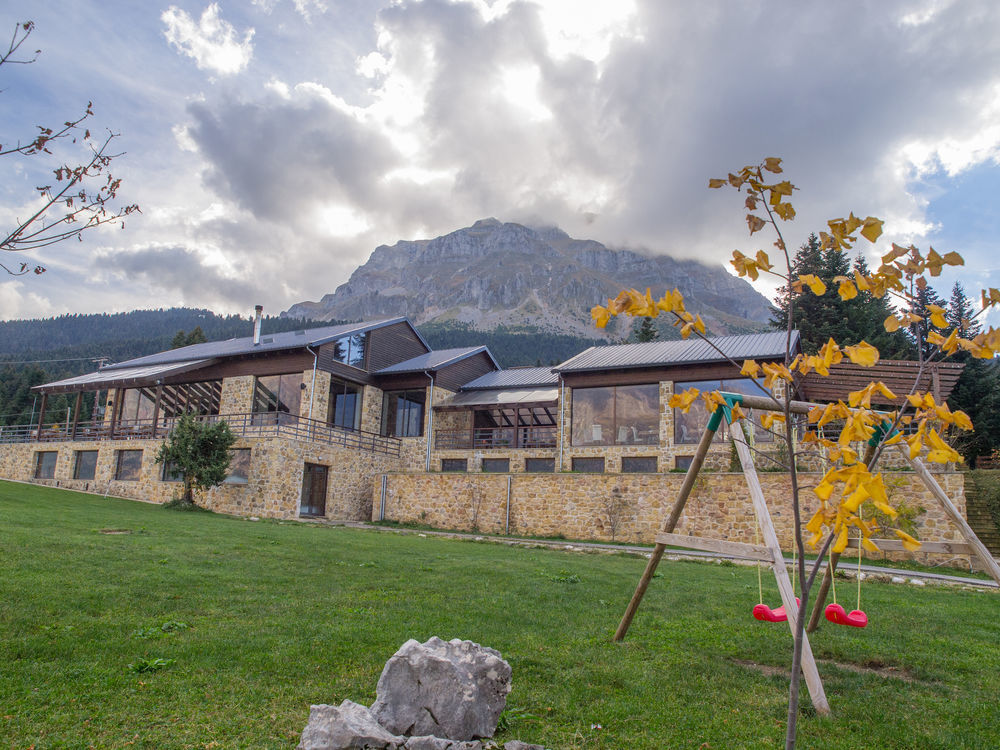 Orizontes Tzoumerkon Hotel Resort Pramanta Exterior photo